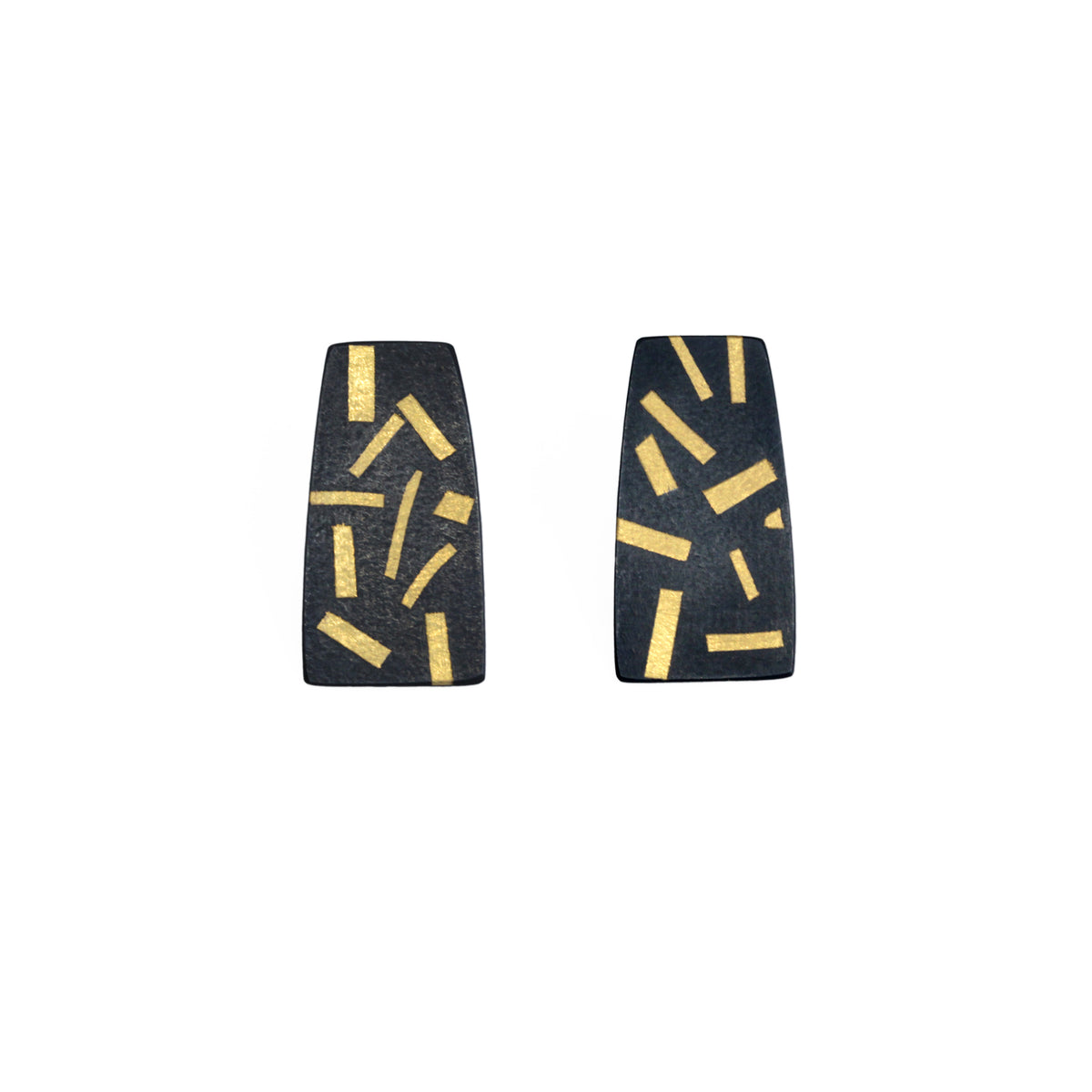 Chimney dash earrings