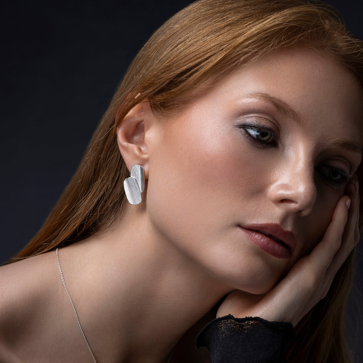 Double oblong fold earrings