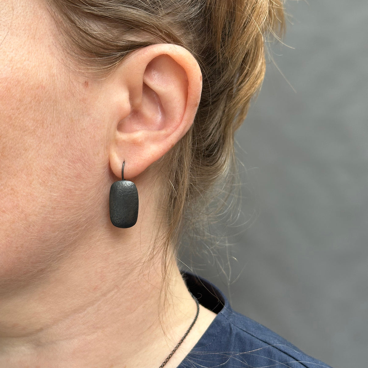 Oblong earrings