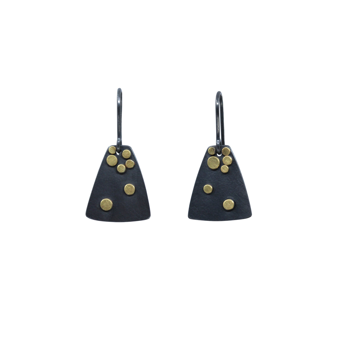 Flight dot earrings