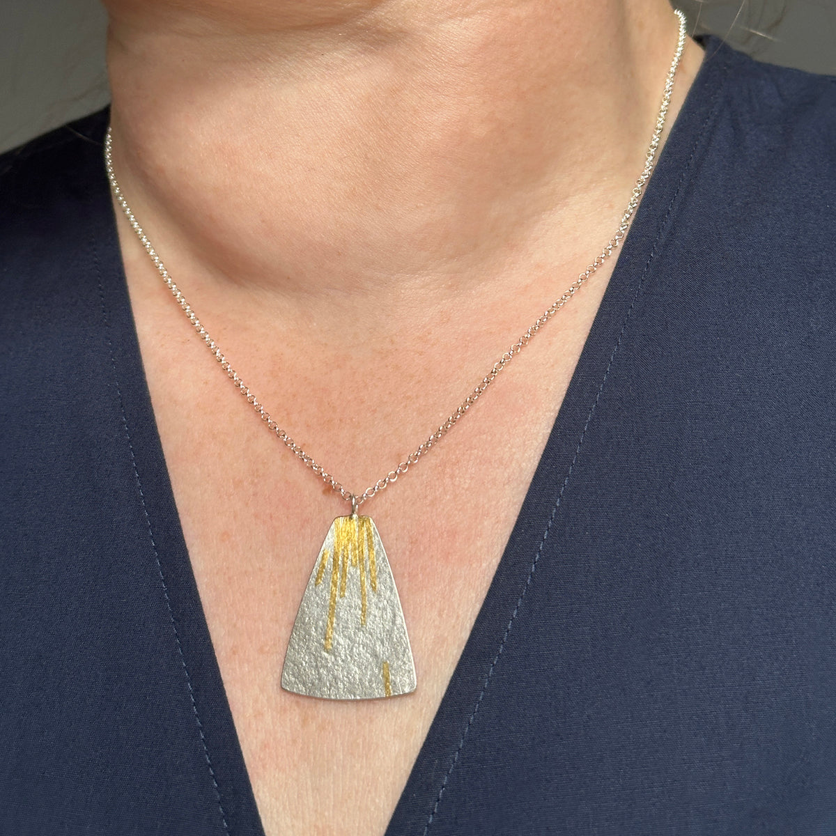 Flight stream pendant - silver