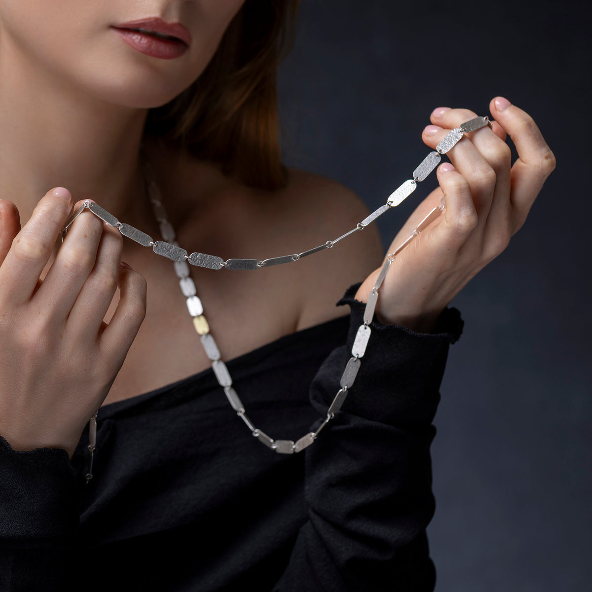 Extra long oblong chain