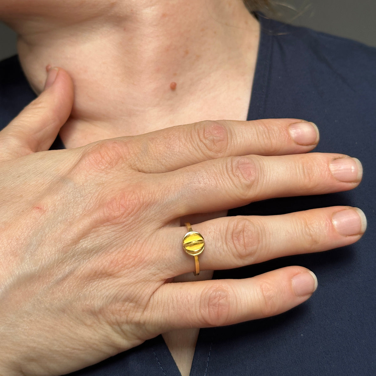 Quintet ring - gold - vertical