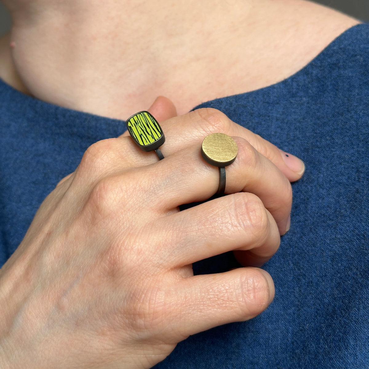 Gold topped ring