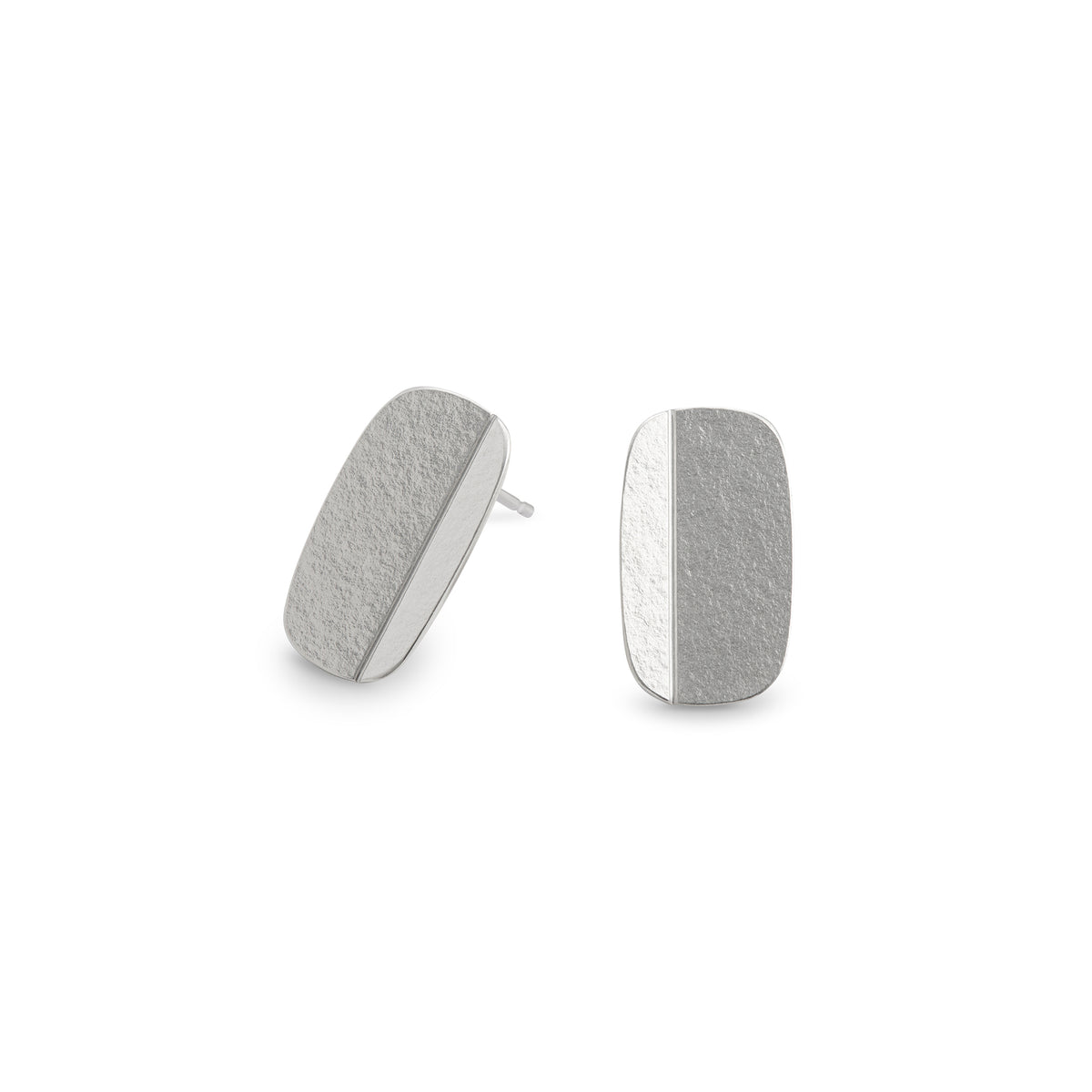 Small oblong fold earrings