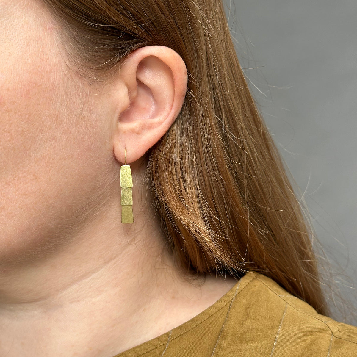 Three tier drop earrings - gold