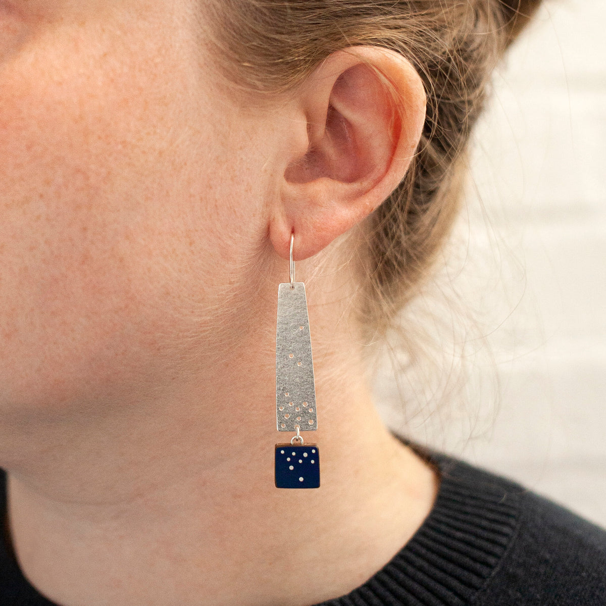 Chimney earrings long - silver