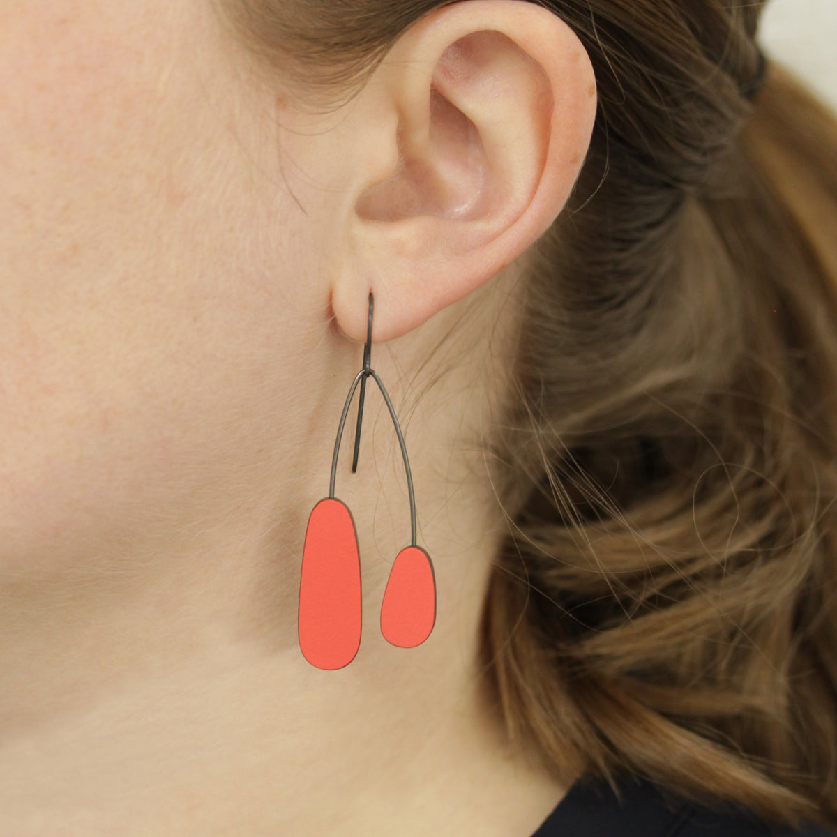 Orb earrings - red